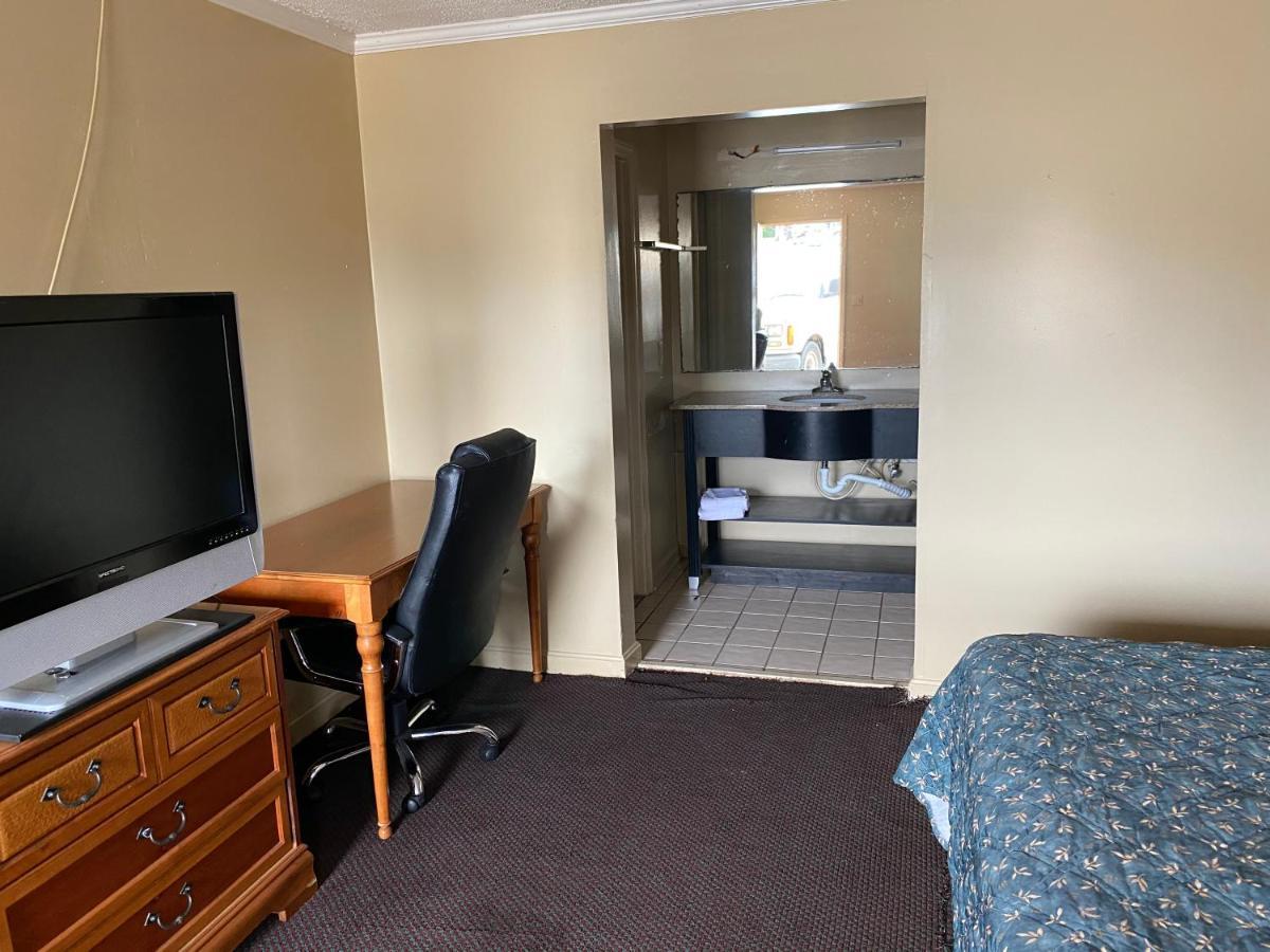 Budget Inn Дотан Екстериор снимка
