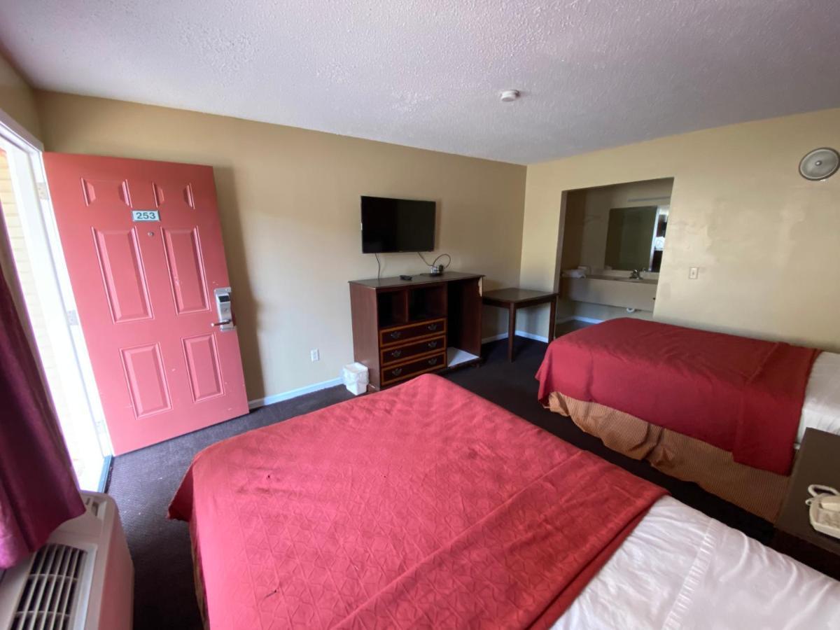 Budget Inn Дотан Екстериор снимка